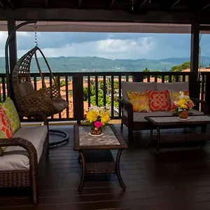 https://vacation-getaway-in-mango-walk-country-club.hotelsnegriljamaica.com